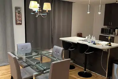 Image de Condo Air Ouverte! Borne de Recharge Ev! ! Cour privee, Casino 10 minute