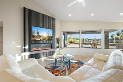 Image de Cozy 2br Home, Fire Pit, Grill, Golf Course Views