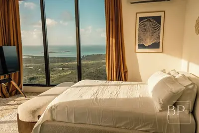 Image de 3br/3ba Island Escape 1st floor Units Only