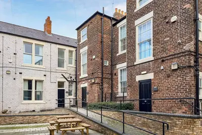 Image de 6 chambres à coucher à Sunderland