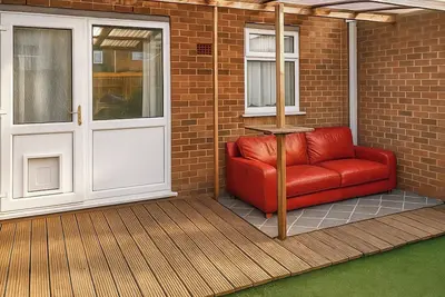 Image de 3 chambres à coucher à Murston, near Sittingbourne