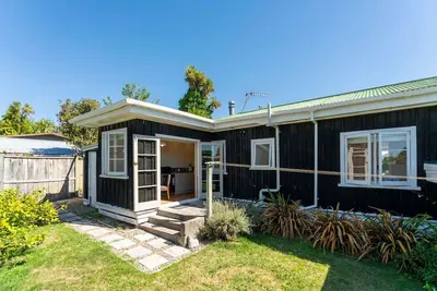 Image de Wych Hazel - cute 2 bedroom cottage, cental Taupo