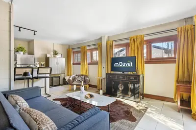 Image de Tranquil Oasis | Blocks to King! | The Hideaway