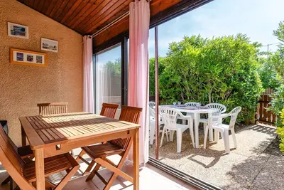 Image de Maison chaleureuse à Gruissan, proche plage, 6 pers, parking privé, animaux acceptés