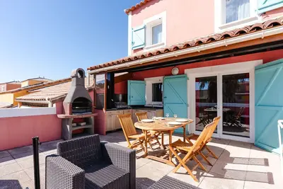 Image de Villa climatisée avec terrasse, cuisine d’été et Wifi – Proche plage à Narbonne