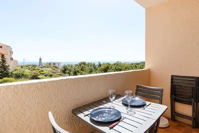 Image de Appartement T2 avec balcon, parking privé, petit animal admis