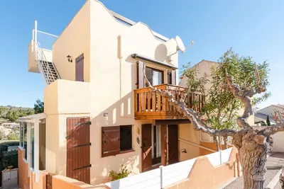 Image de Charmant pavillon avec solarium, piscine et parking à Narbonne-Plage