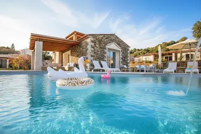 Image de Villa del Borgo-Private pool, exclusive park, authenticity and luxury by the sea