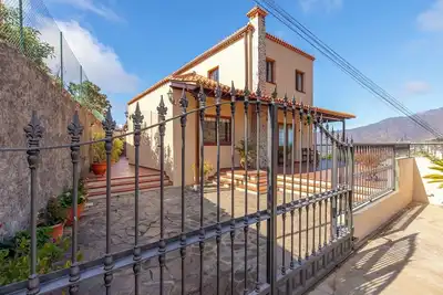 Wonderful vacation home with jacuzzi and sauna!