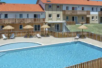 Image de Bleu Canopée by Interhome