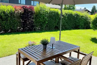 Image de Cozy and quiet vacation apartment with terrace and garden