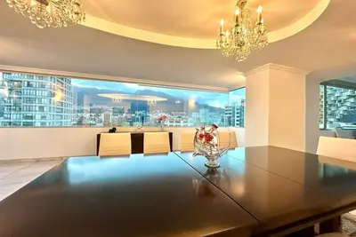 Image de Charming 4-bedroom penthouse in vibrant Quito perfect for groups