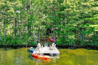 Image de Riverside on Hopkins, waterfront with dock, 4 Bed,