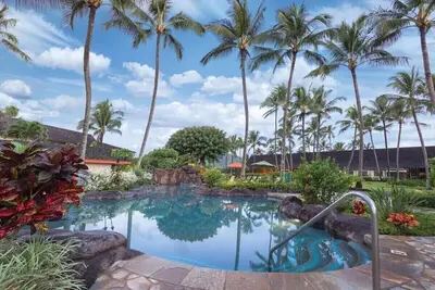 Image de Ocean Front Cozy 2-bedroom condo in peaceful Kapaʻa with Ac and full kitchen