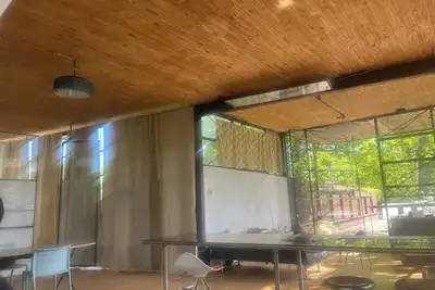 Image de Magical Living -2 Bedroom Glass Treehouse On The Beltline