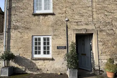 Image de Bumblebee Cottage, pet friendly, character holiday cottage in Tetbury