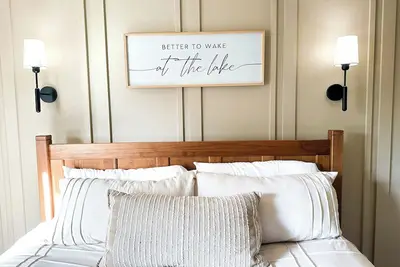 Image de Recently Renovated 3 Bedroom house in Groveland with Central Heating and Air