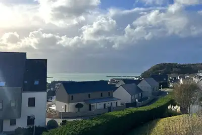 Image de Appartement duplex sur les hauteurs d'Erquy avec superbe vue mer