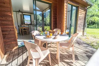 Image de Chalet en Harmonie avec la nature - 31m² - 2 chambres avec vue rivière 6 personnes