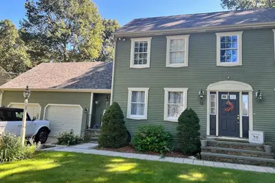 Image de Lovely 3-bedroom house with Ac in charming Cumberland. 24 min to Gilette Stadium