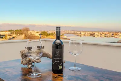 Image de Modern 3-Bedroom Apartment in Nin - Close to Beach & Old Town