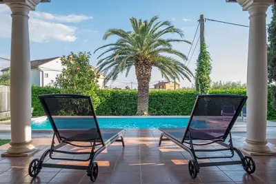 Image de Villa Alberi with pool (90311-K1) - Savudrija