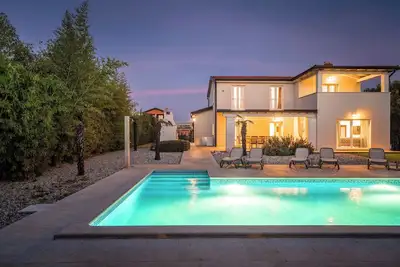 Image de Villa Domenica Exclusive (94909-K1) - Kastelir