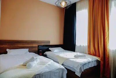 Image de Lovely 6-bedroom villa in Achkhoti perfect for group getaways