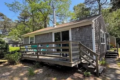 Image de Sweet cottage nestled in scenic Drummer's Cove (Cs0052)