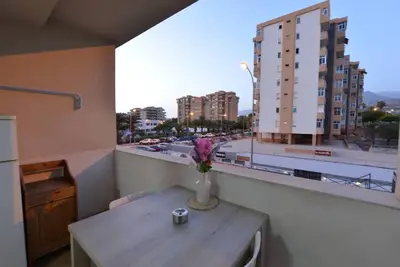 centrico en Los Cristianos · Balcón y playa a pie