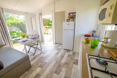 Image de Camping 3 étoiles - Piscine  - ccbfceb