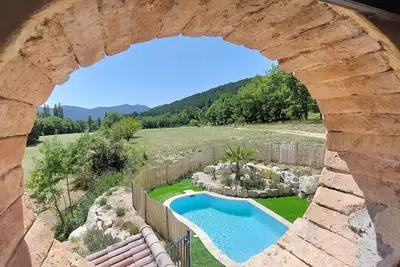 Image de Gîte Les Peyrières avec piscine/pétanque/ping-pong, idéal en famille/entre amis