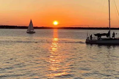 Daydream – Beachfront Cottage by Parlee Beach