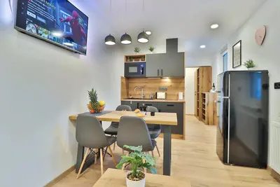 Image de Apartments Seventy Seven - A1  (1 bedroom, 2+2), Mountain View, Pet Friendly