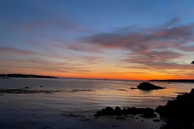 Image de Waterfront charming home in RockyNeck, Gloucester   4-bedroom