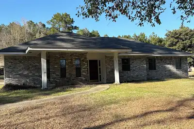 Image de 3-bedroom house in a quiet rural area just outside Jasper.