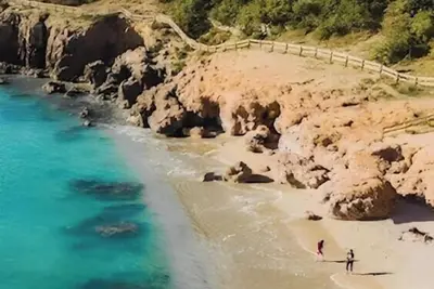 Image de Côté Plages – Séjour d’exception entre mer et marina – Terrasse – Parking