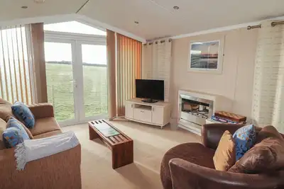 Image de Rhosgranog Caravan, family friendly, with a garden in Solva