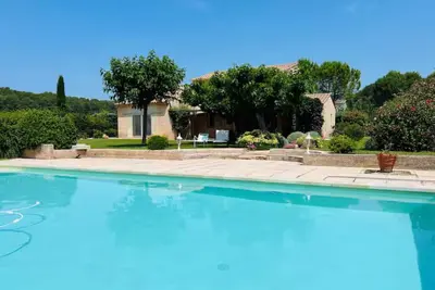Image de Villa du grand Verger avec Piscine chauffée - Au Cœur du Luberon