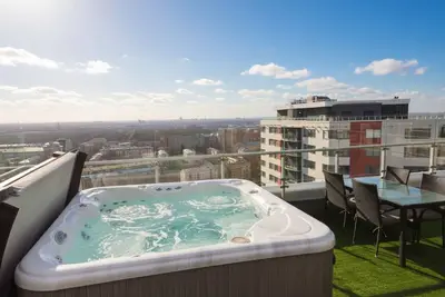 Grand Penthouse And Spa