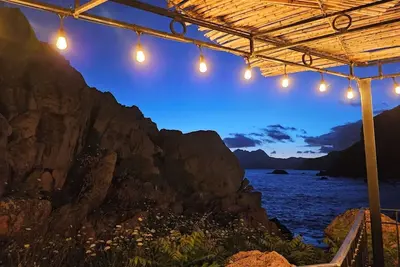 Image de Appartement très agréable vue sur mer et montagne animaux de compagnie, accepté