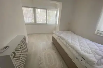 Image de Peaceful & big house in perfect location by Doctor