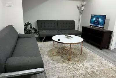 Image de Beautiful Newly Built 2-Bed, 1-Bath Basement Apartment – Sleeps 6 – Milton