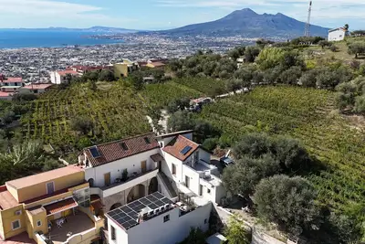 Image de Cozy Country Farmhouse Surrounded by Nature · 3 Private Rooms · Near Pompeii