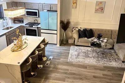 Image de Spacious 4-bedroom house in lovely Minneapolis with Ac