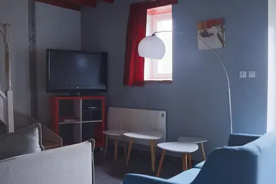 Image de La Maison de Jeanne, un gîte au vert pour des moments simples et précieux.