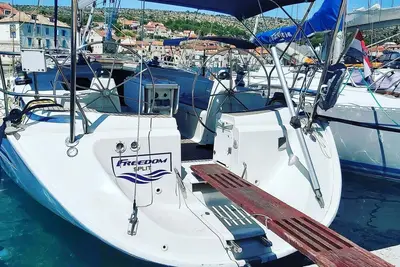 Sailing Yacht with Skipper Included!