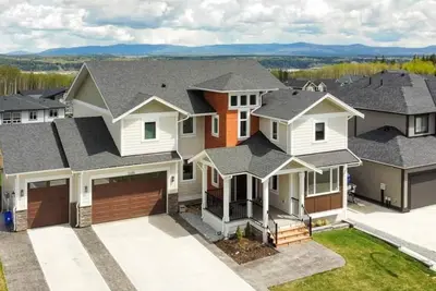 Image de Stylish Open Cozy & Contemporary Living Space