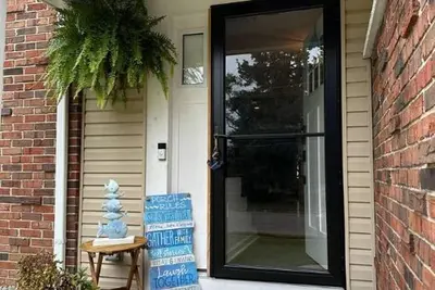 Image de Entire home in Neptune Township, New Jersey