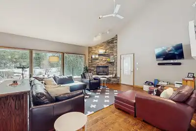 Image de Spacious home w/ fast wifi, great views & near golf course